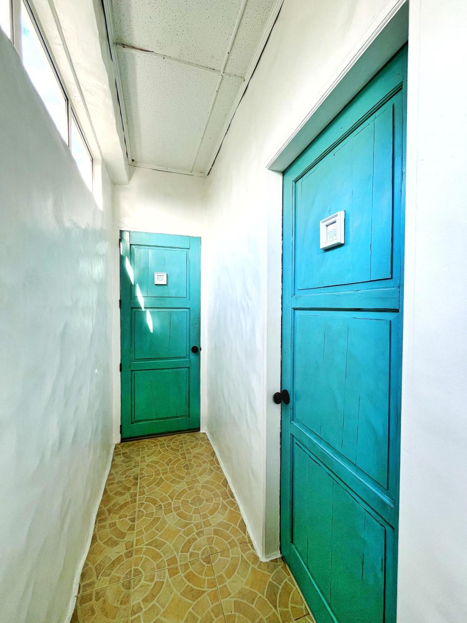 Lugar Bonito Hotel Balabag  Buitenkant foto