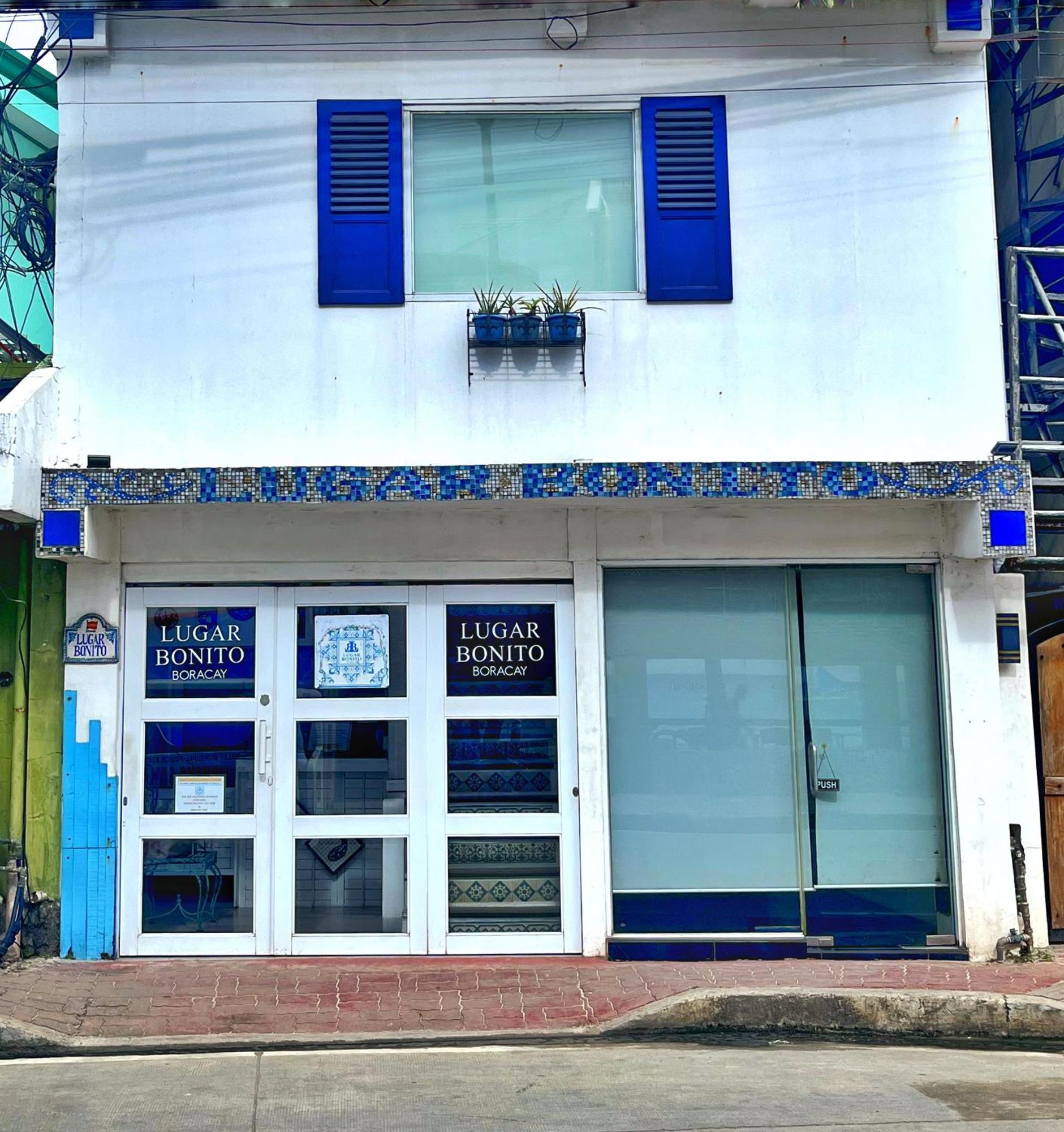 Lugar Bonito Hotel Balabag  Buitenkant foto